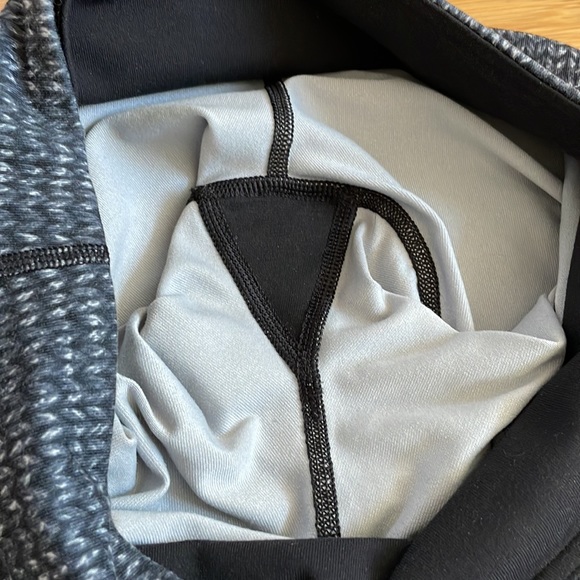 Lululemon Wunder Under Leggings - Picture 13 of 13